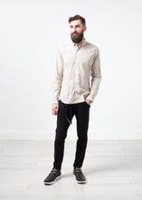 Load image into Gallery viewer, Patterned Button Up in Beige vikkkkupdate